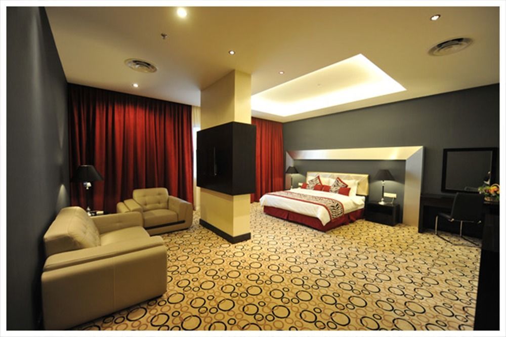 11@Century Hotel Johor Bahru Exterior foto